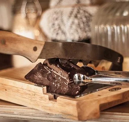 Rose E Cioccolato 3* بورجو فال دي تارو