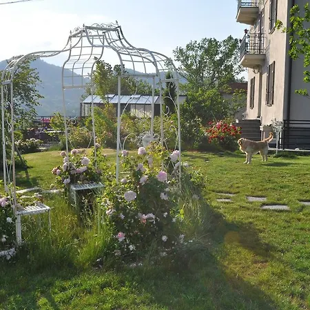 Rose E Cioccolato 住宿加早餐酒店 塔罗谷镇