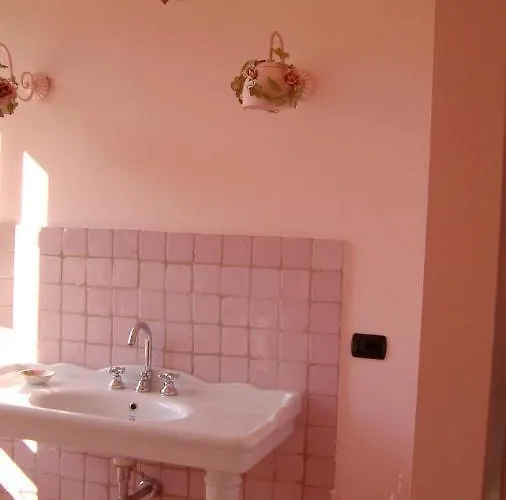 Rose E Cioccolato Bed & Breakfast 3*